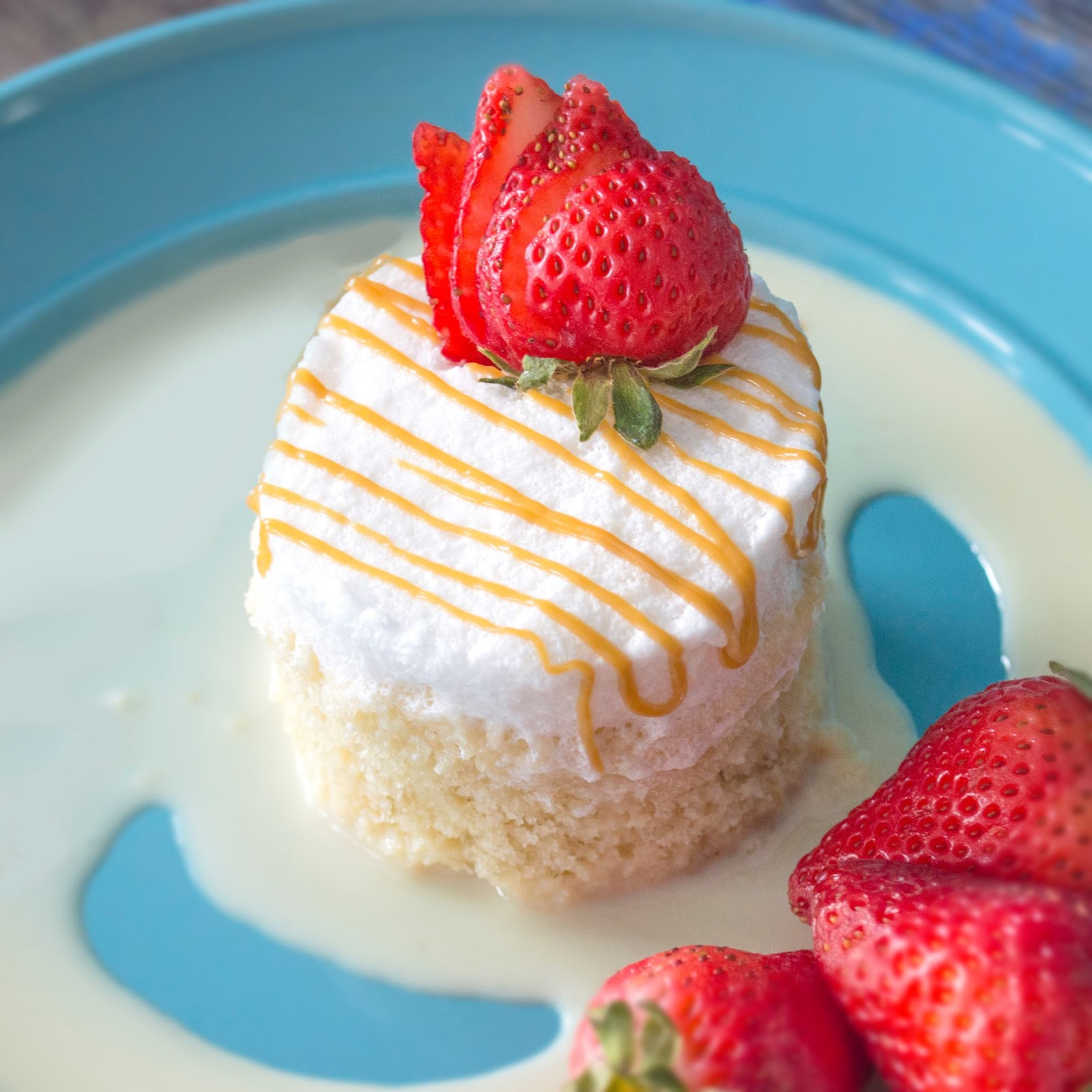 Tres Leches Mini-Cake